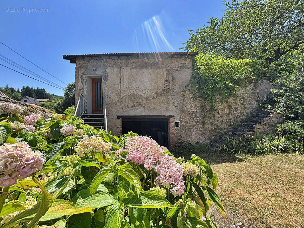 Maison à VILLEMONTAIS