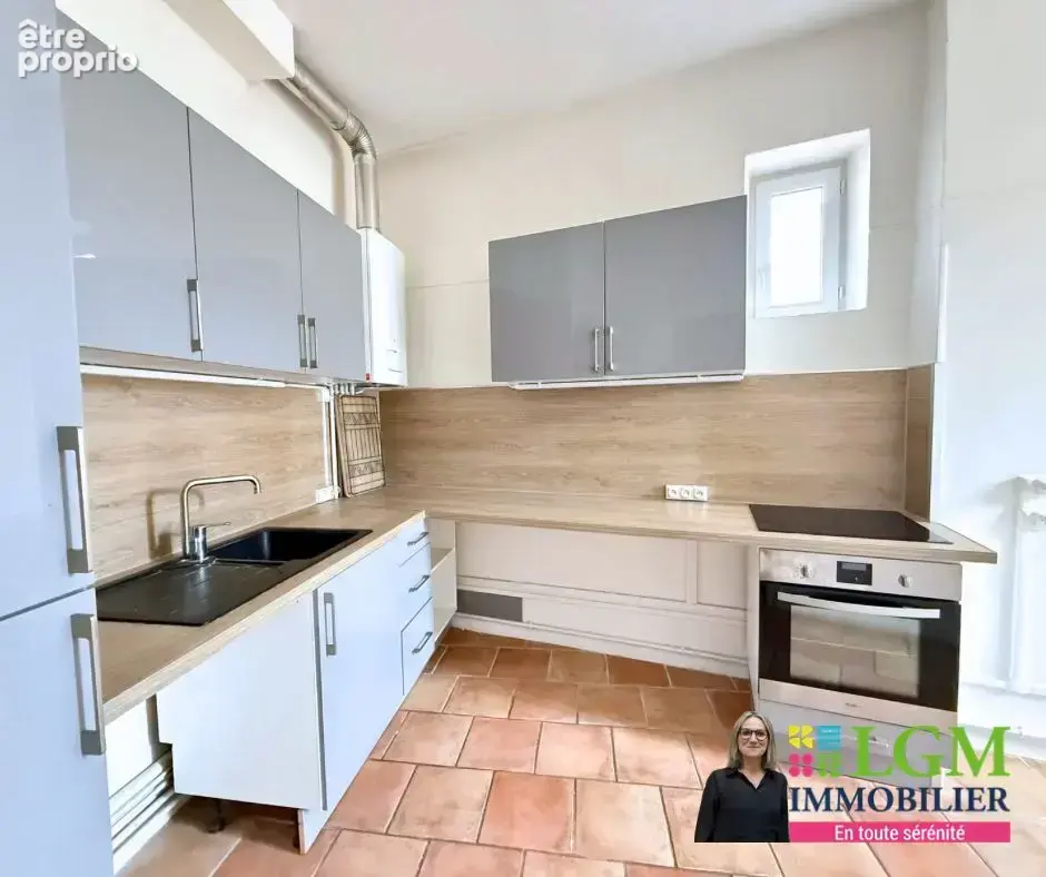 Nimes centre - appartement haussmannien 147 m² - photo 9