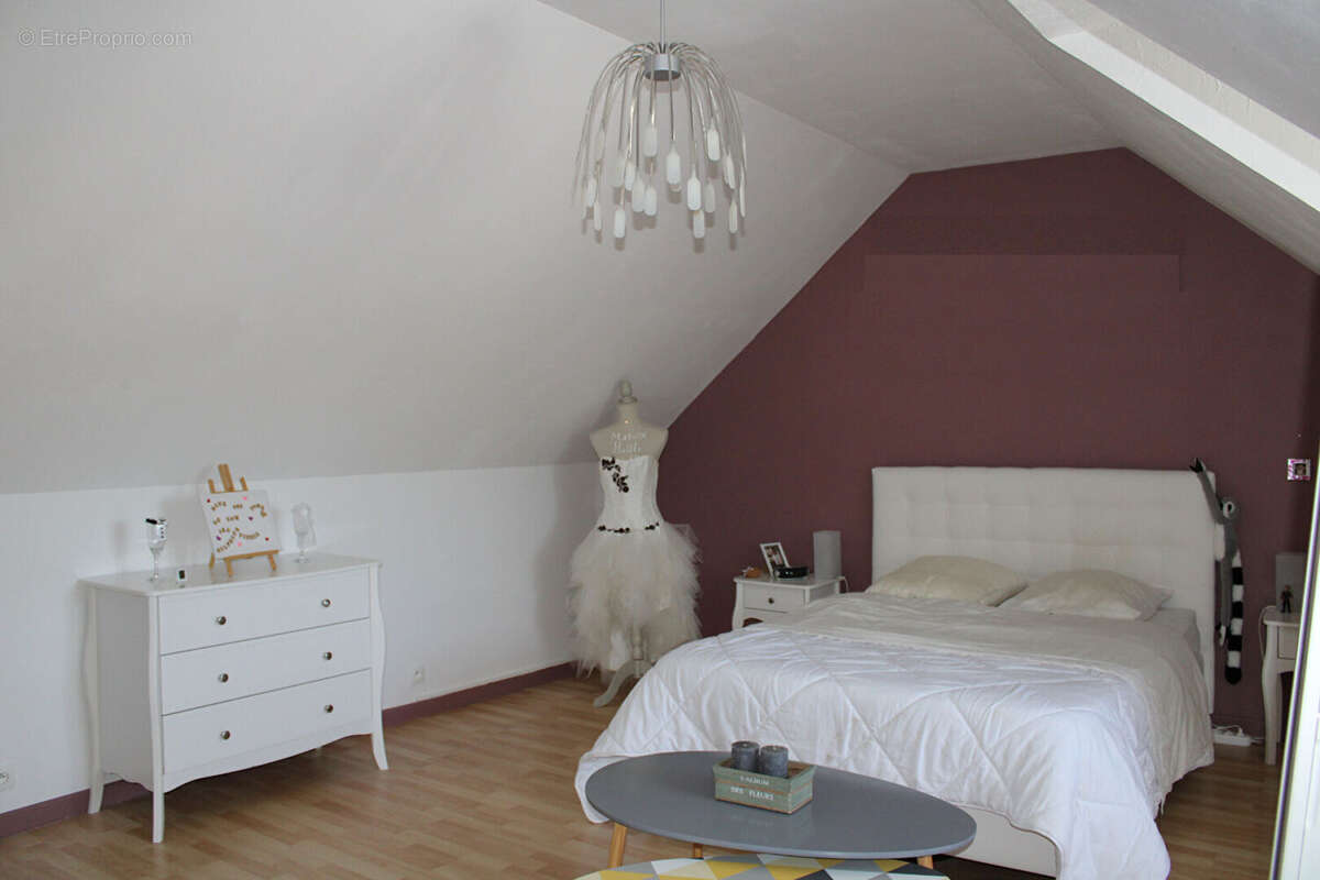 Maison à LA VERNELLE