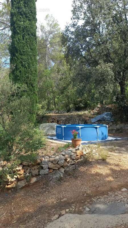 Maison à ENTRECASTEAUX