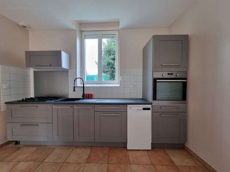 Appartement à LA CHAPELLE-MOUTILS
