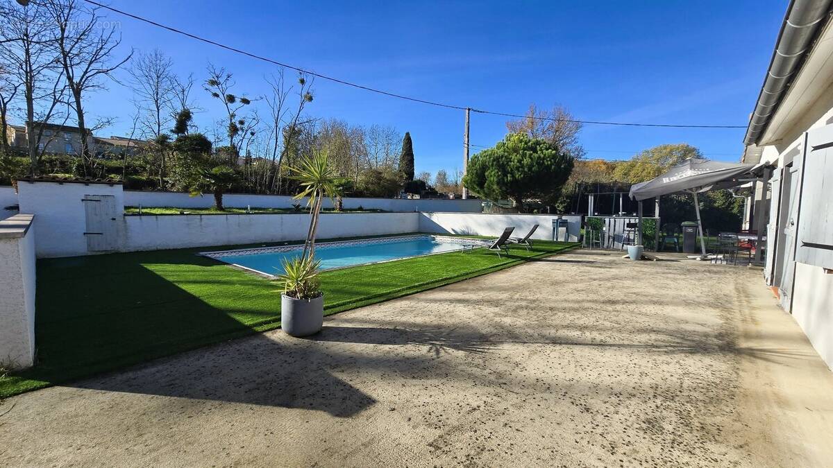 Maison à LES ISSARDS