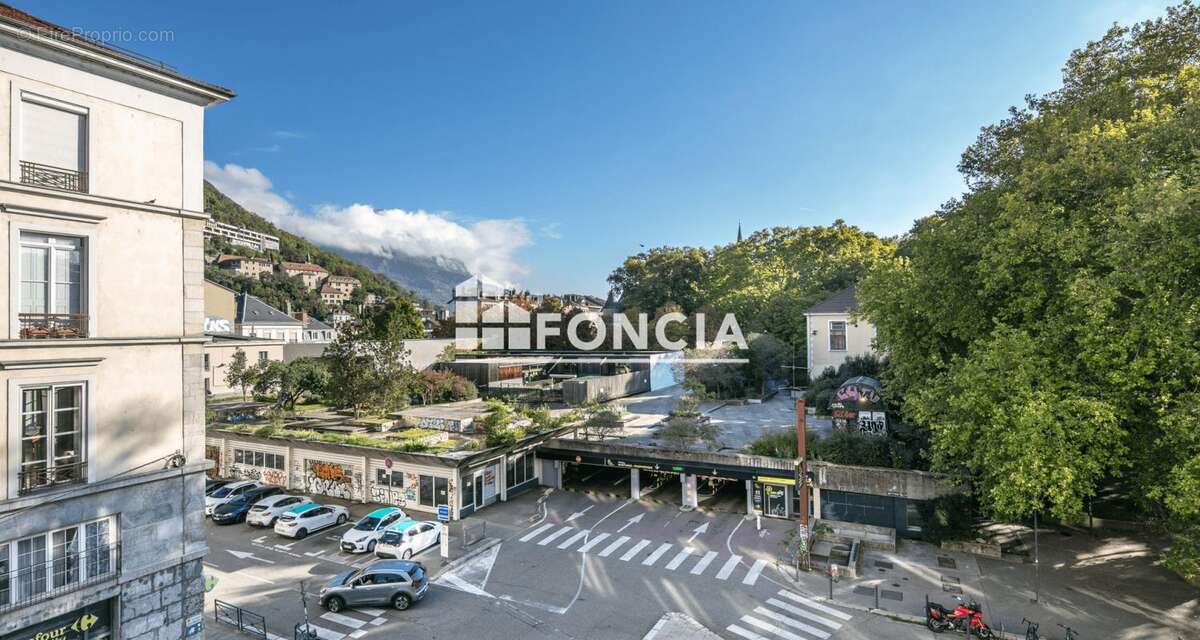 Appartement à GRENOBLE
