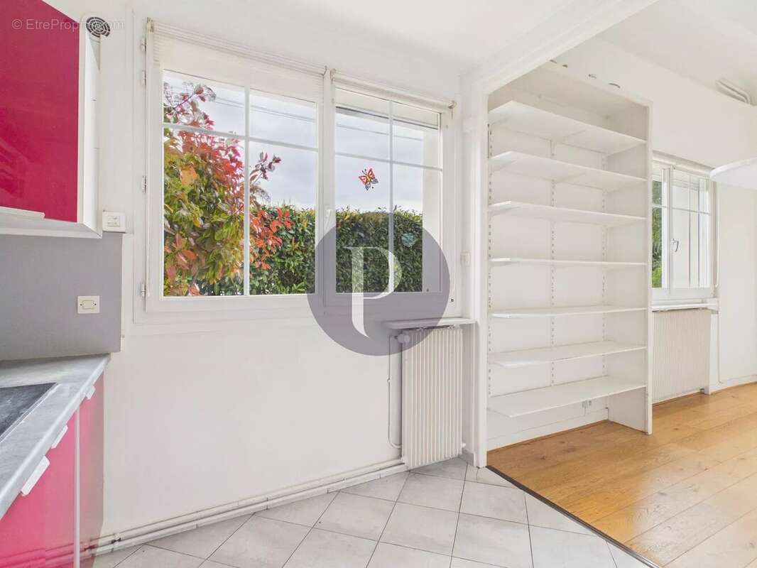 Appartement à VERRIERES-LE-BUISSON