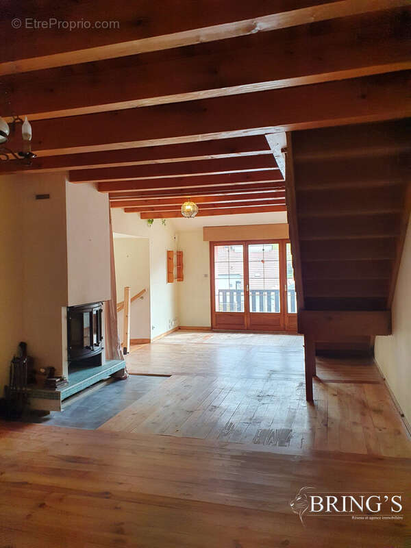 Maison 288 m² à Le Val-D'ajol  - photo 2