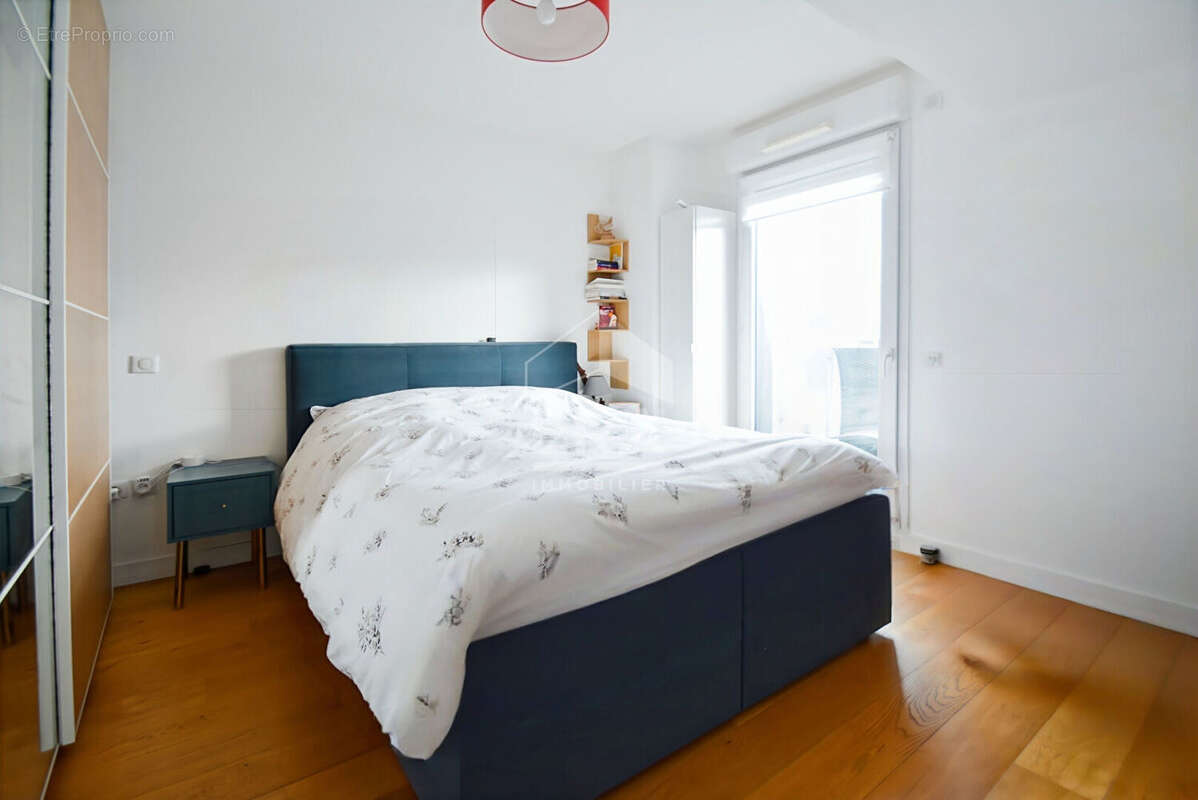 Appartement à ISSY-LES-MOULINEAUX