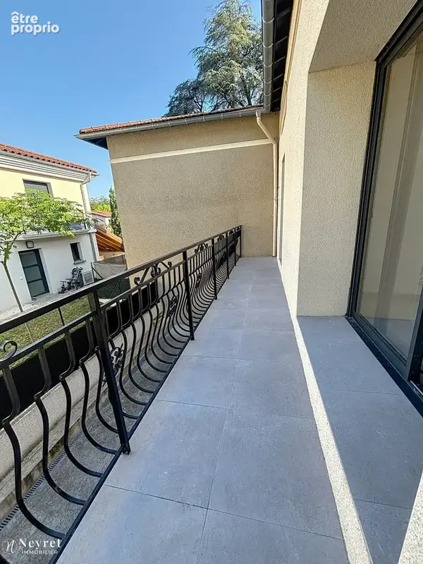 FRANCHEVILLE LE HAUT - Duplex de 74M2 avec 2 terrasses - 2 chambres - photo 9