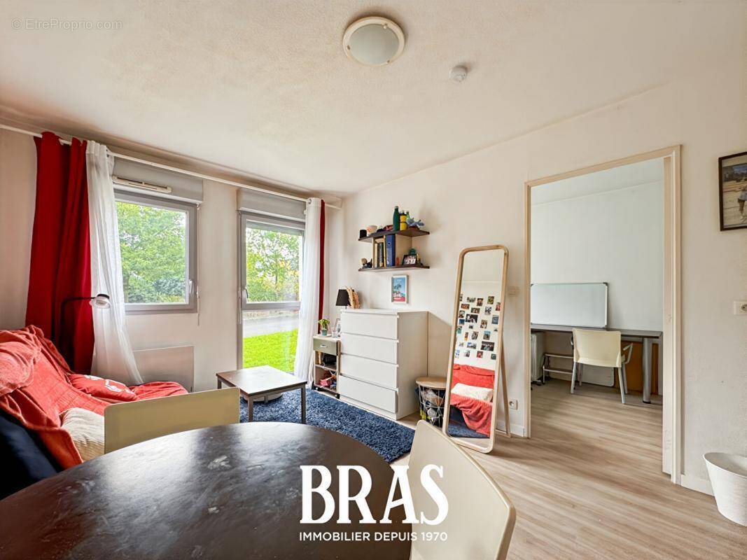 Appartement à SAINT-SEBASTIEN-SUR-LOIRE
