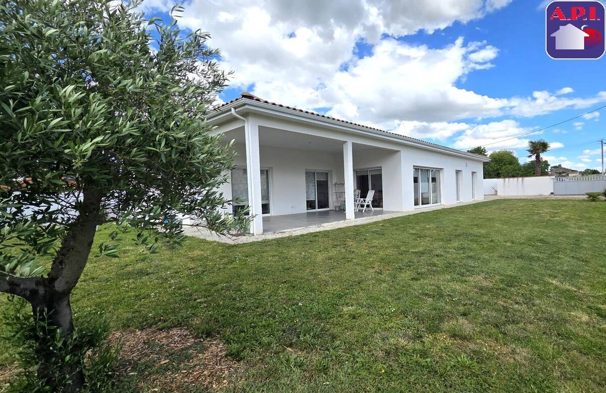 Maison à LE VERNET