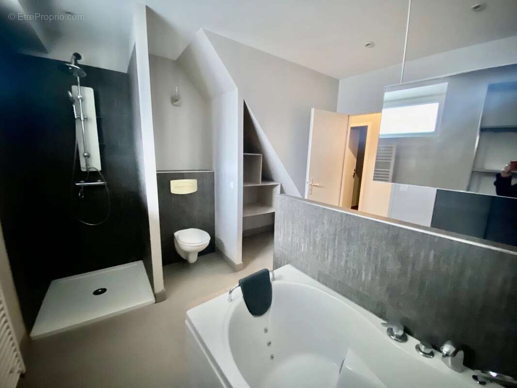 Maison à VILLARD-BONNOT