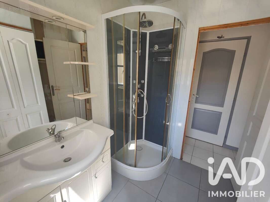 Maison 101 m² à Bessines  - photo 9