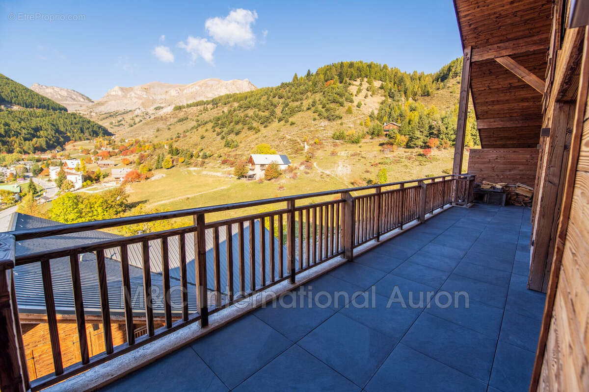 Appartement à SAINT-ETIENNE-DE-TINEE