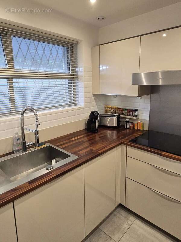 Appartement à VILLENEUVE-LOUBET