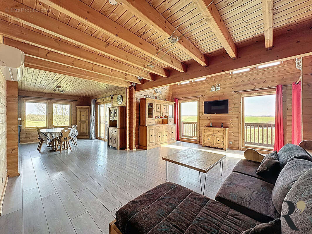 Maison à MONTASTRUC-LA-CONSEILLERE