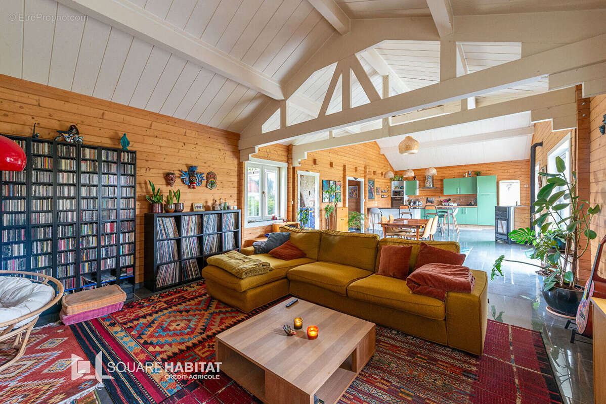 Maison à MORTAGNE-DU-NORD