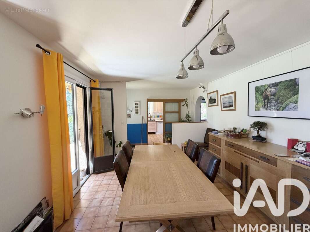 Maison 151 m² à Assier  - photo 7