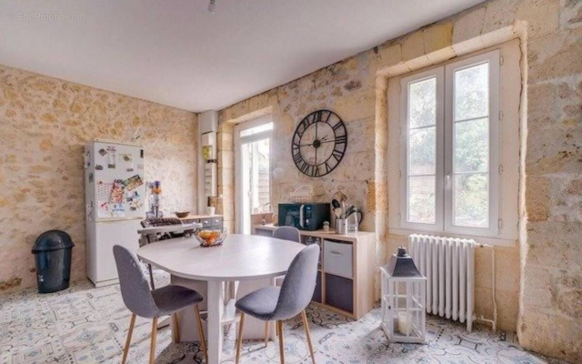 Photo 1 - Maison à FARGUES-SAINT-HILAIRE