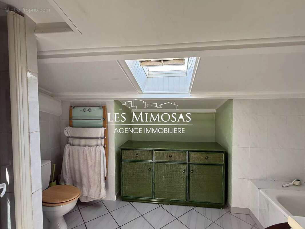 Maison à ROQUEBRUNE-SUR-ARGENS
