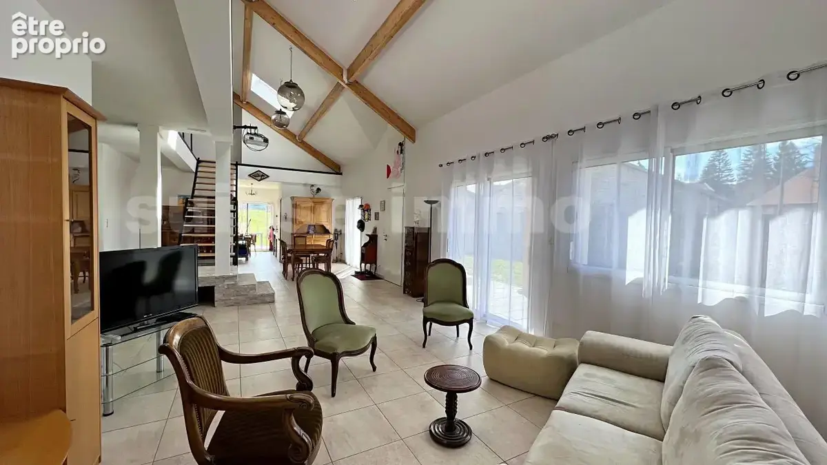 Maison - 9 pièce(s) - 275 m2 - photo 3
