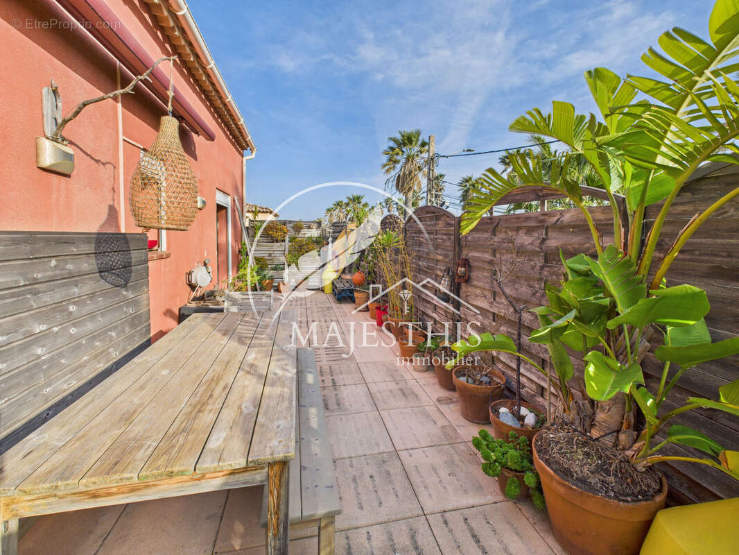 Appartement à HYERES