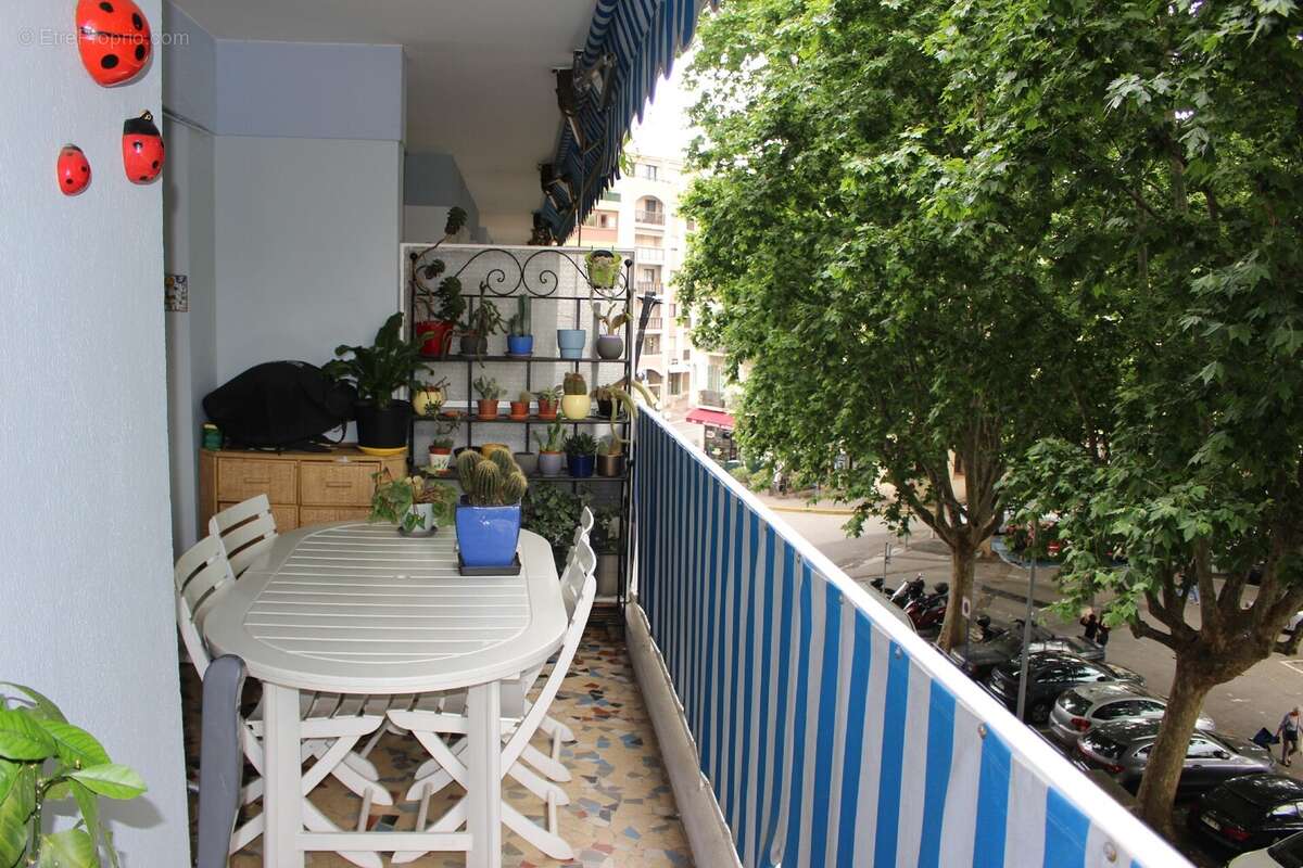 Appartement à CAGNES-SUR-MER