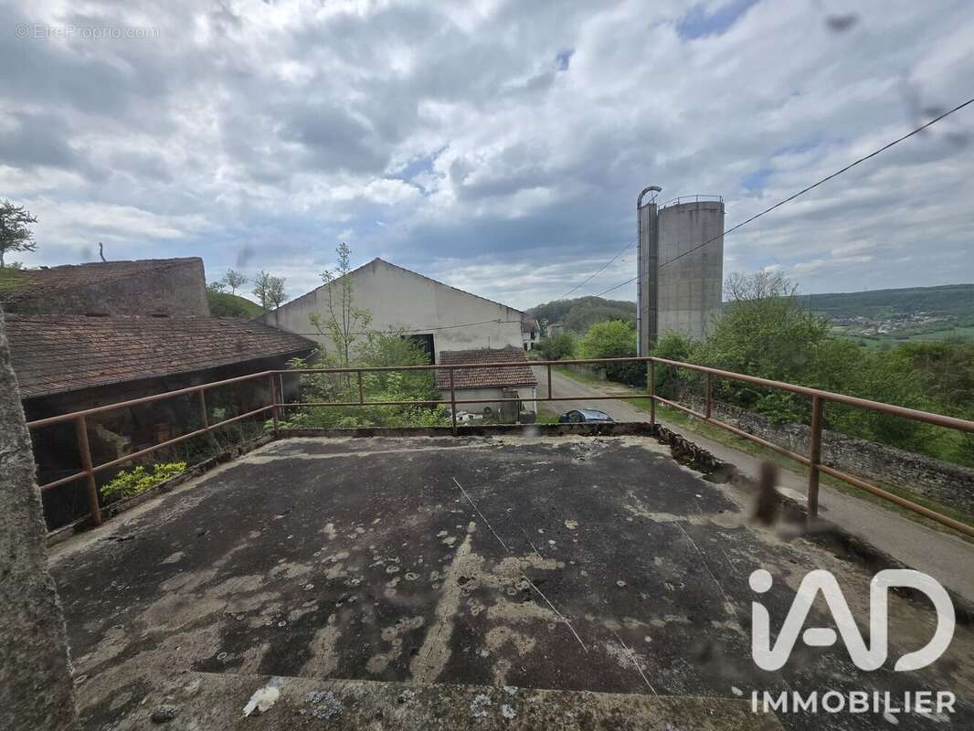 Maison 230 m² à Amance  - photo 7