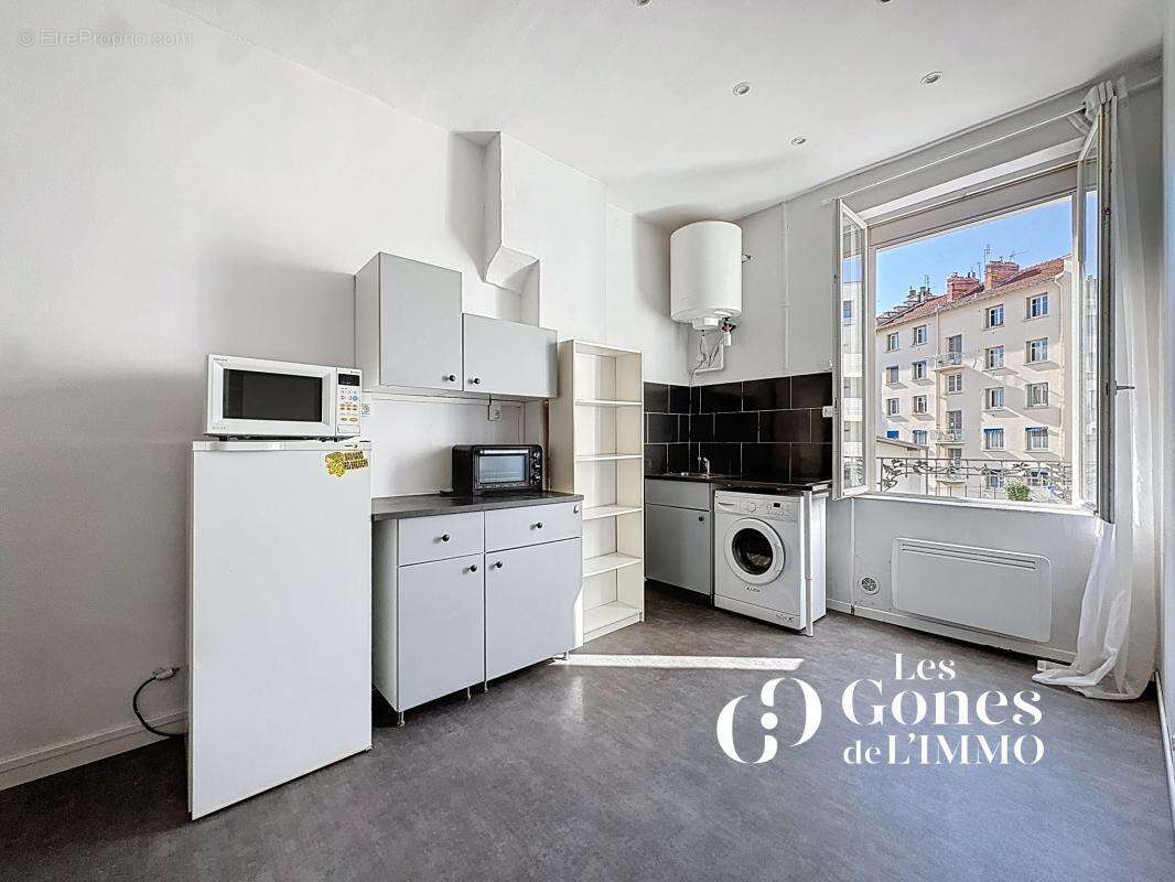 Appartement à LYON-8E