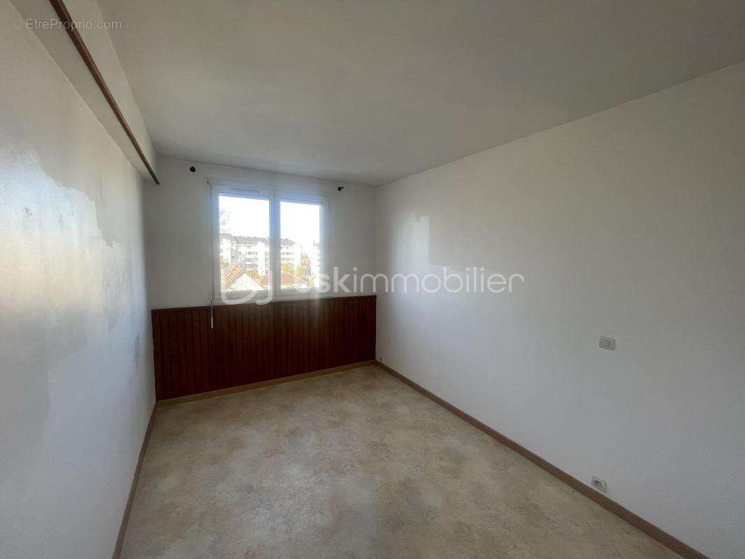 Appartement à MAINVILLIERS