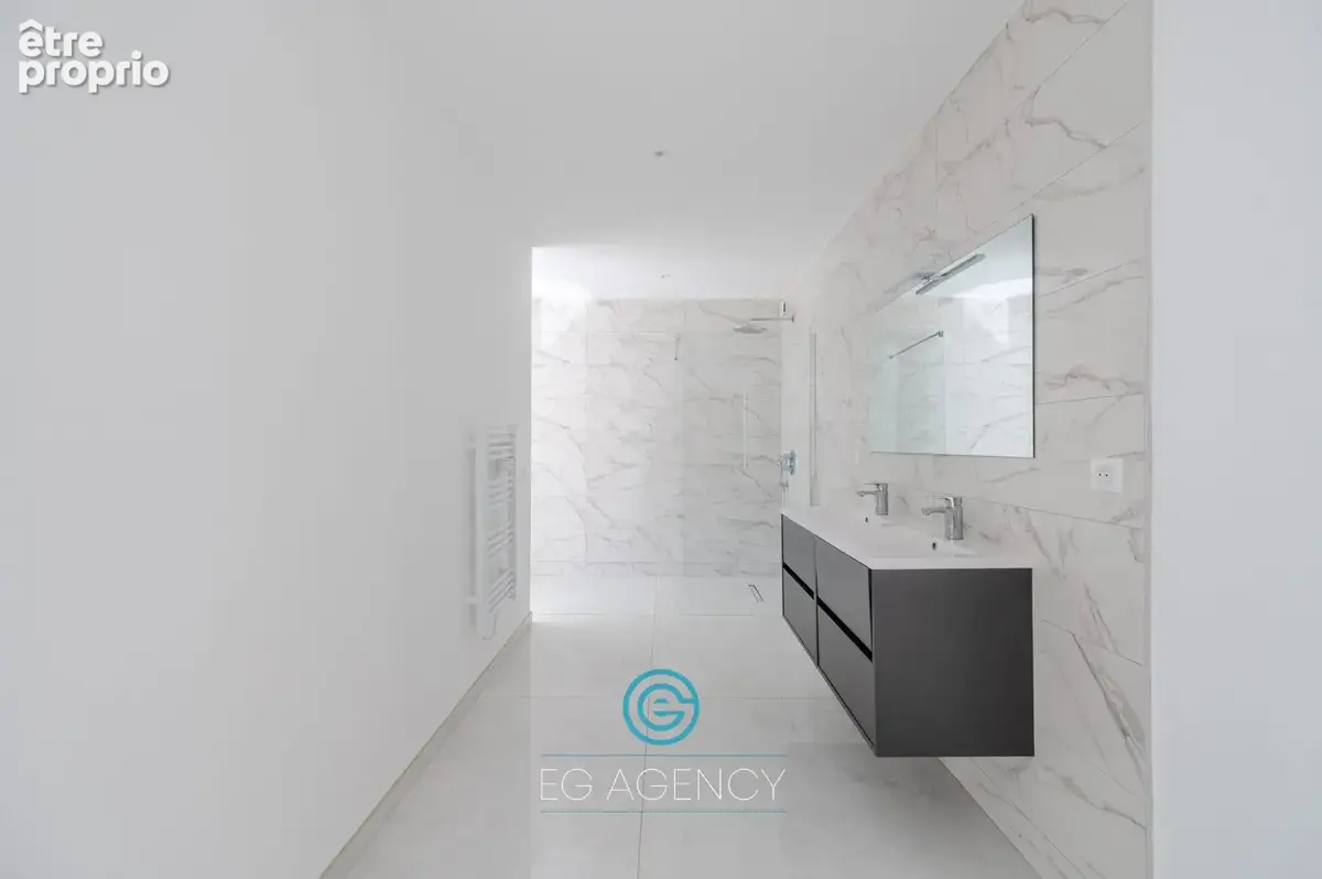Maison 5 pièces 170 m² à vendre à Marseille-12e (13012) - photo 7