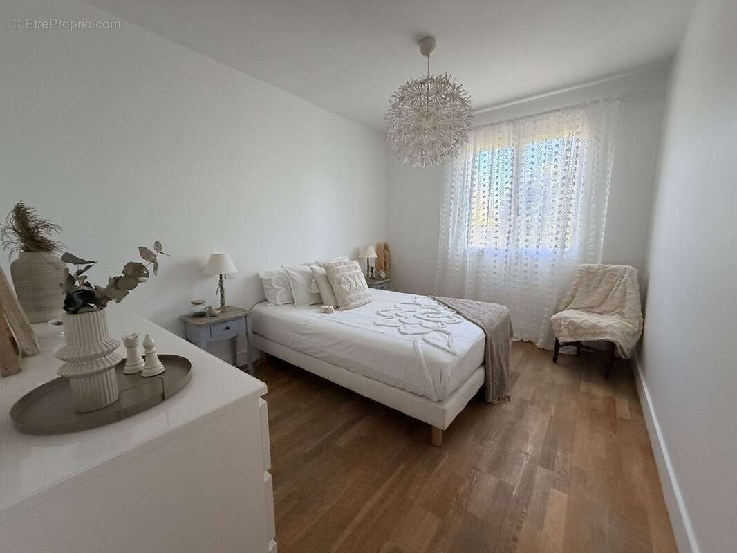 Photo 4 - Maison à SAINT-MORILLON