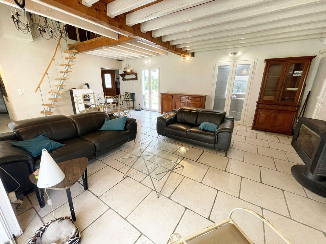 Maison à PLAN-DE-LA-TOUR