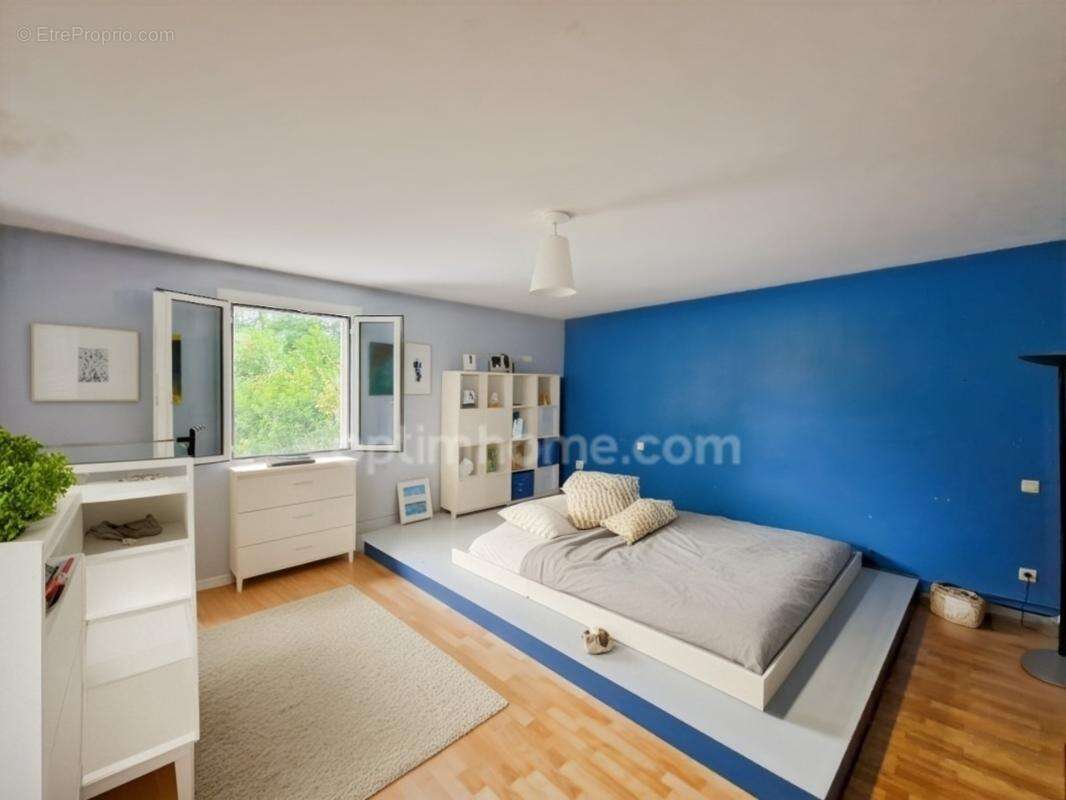 Maison de plus de 270M2 à vendre 9 pièces-5 chambres-piscine- HABAS (40) - photo 13