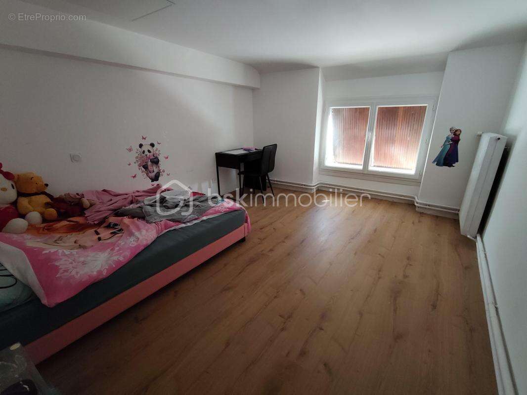  Maison familiale rénovée – 8 pièces – 150 m² – Secteur calme - photo 10
