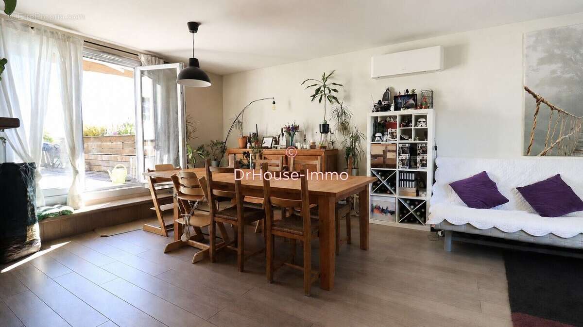 Appartement 91 m² à Lormont  - photo 2