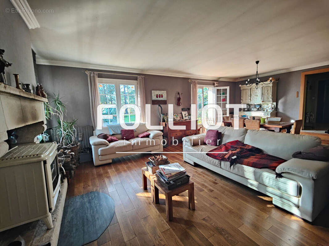 Maison à SAINT-FROMOND