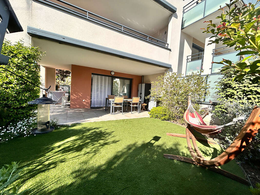 EXCLUSIVITE - Hyper centre - Appartement F3  avec jardin - photo 6