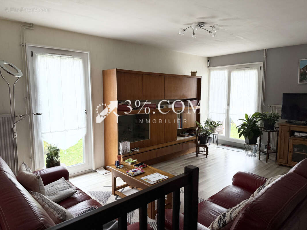 Maison à SEICHAMPS