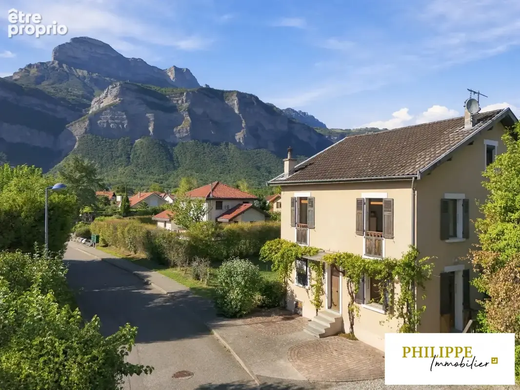 Photo Maison à Crolles au prix de 430 000€