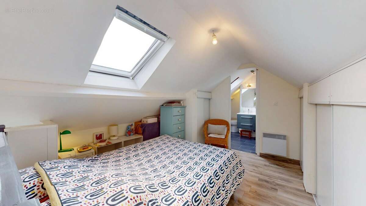 Appartement à CLICHY-SOUS-BOIS