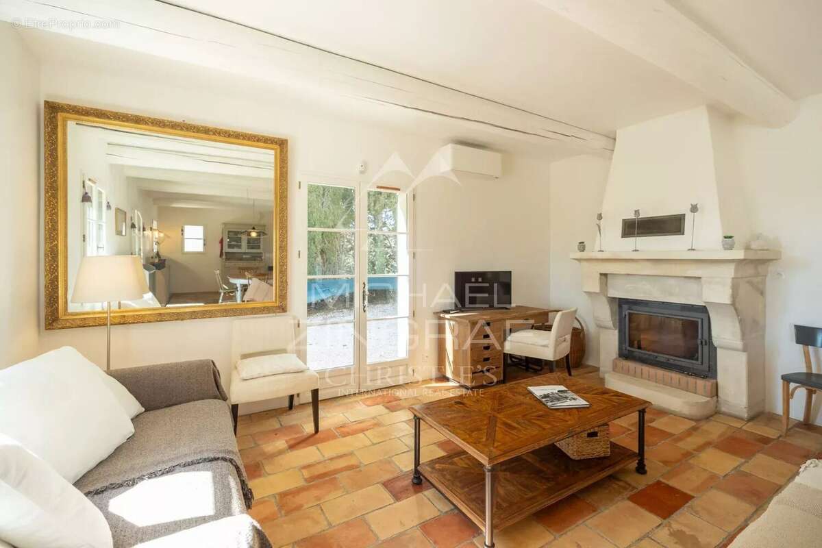 Maison à ROUSSILLON