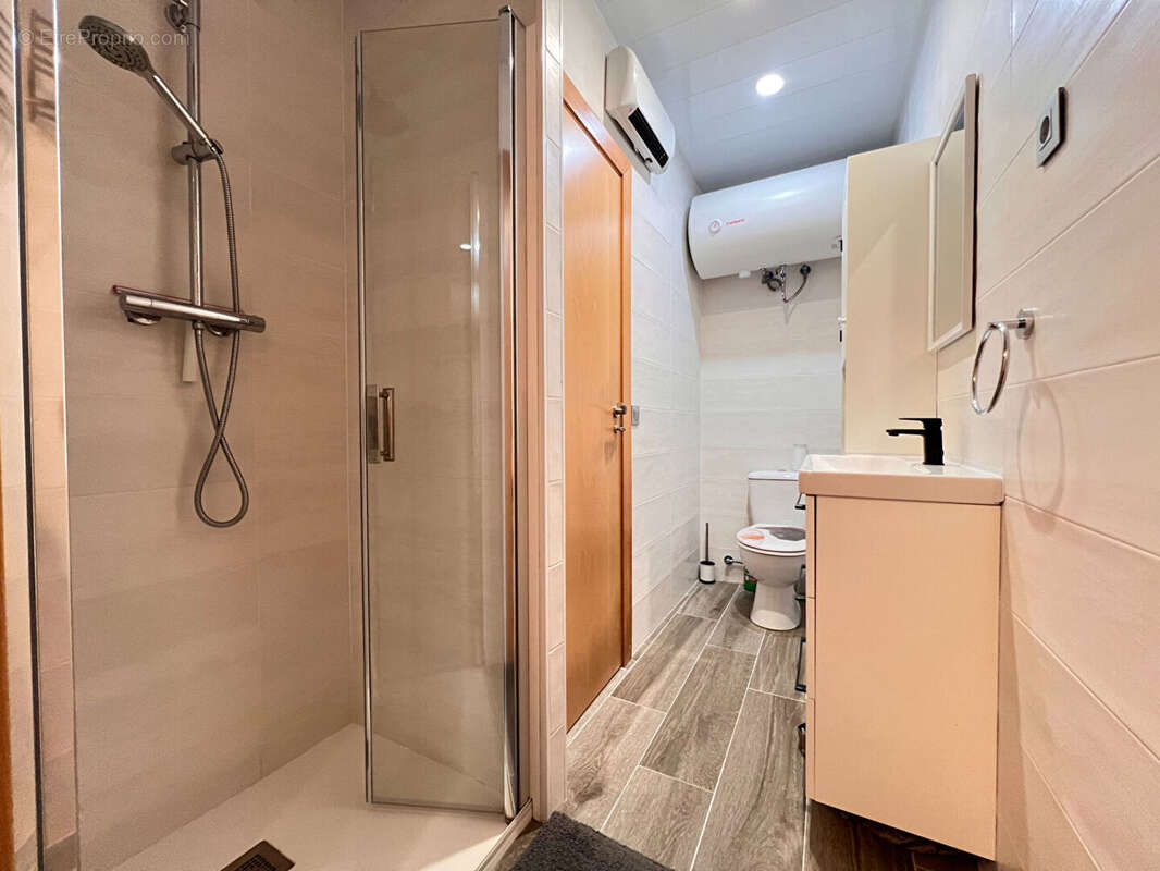 Appartement à BEAULIEU