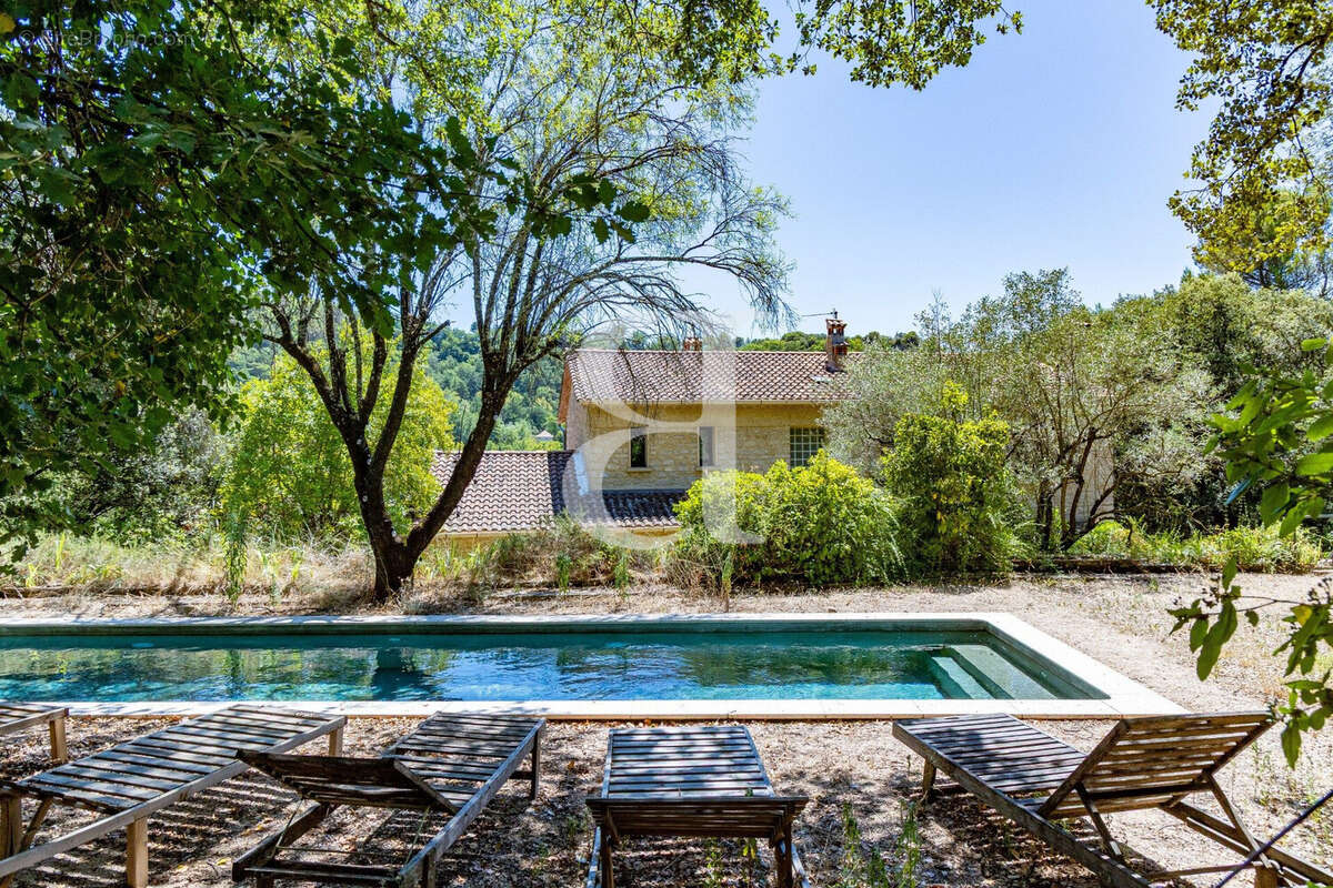 Maison à VAISON-LA-ROMAINE