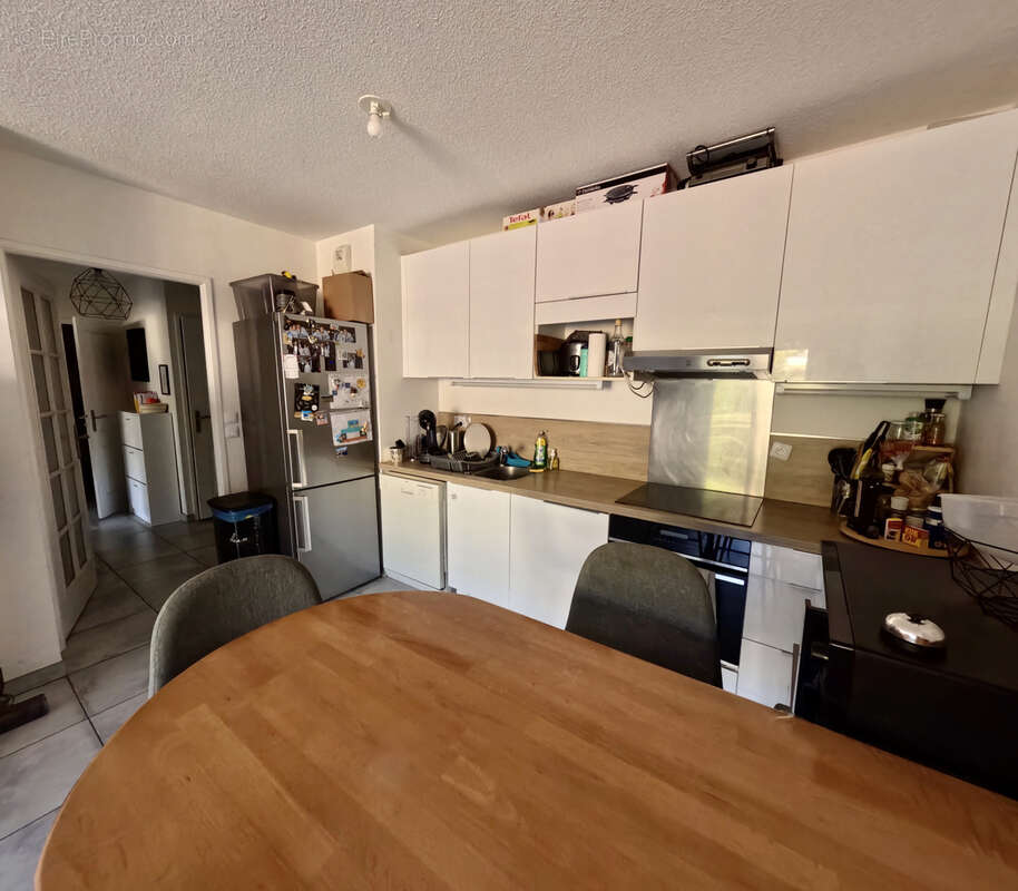 Appartement à CUERS