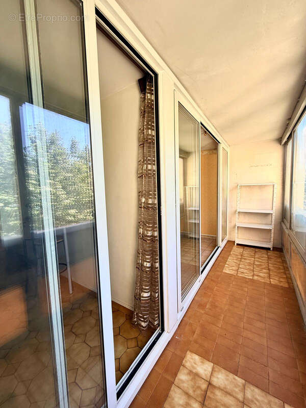 Appartement à MARSEILLE-15E