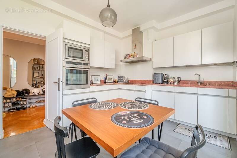 Appartement à MARSEILLE-8E