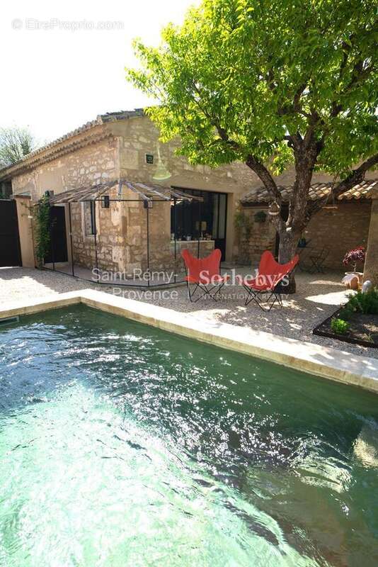 Saint Rémy de Provence, charmante maison de village rénovée avec jardin et piscine - photo 20