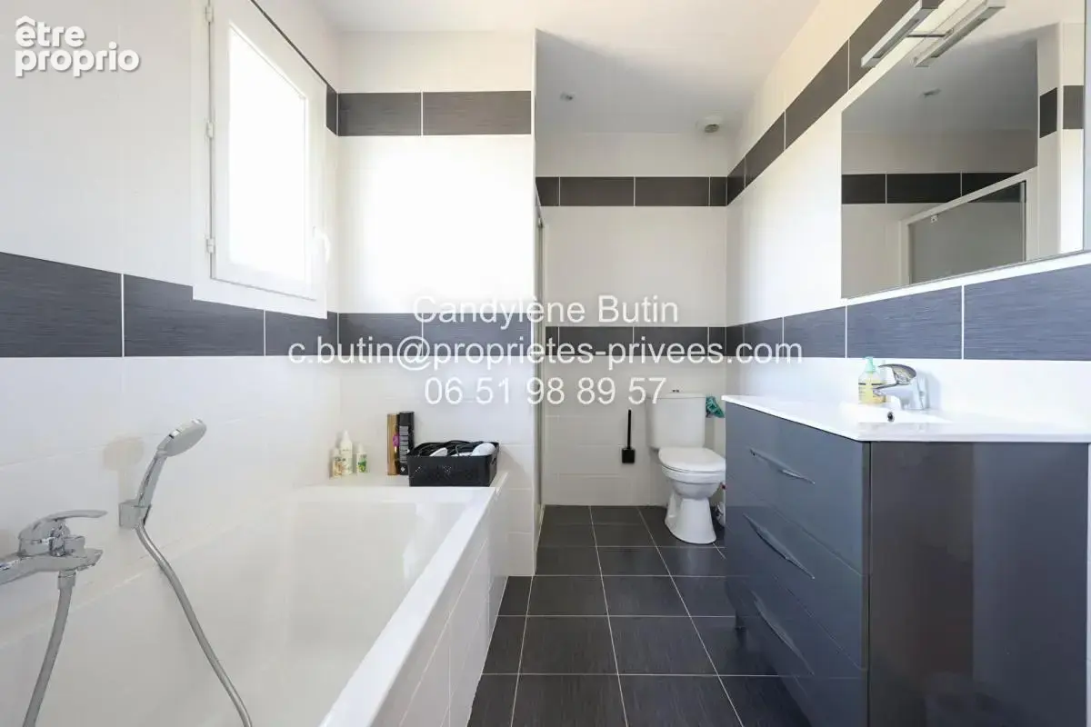 Élégante villa contemporaine de 140 m² aux prestations soignées avec vue sur les vignes - photo 15