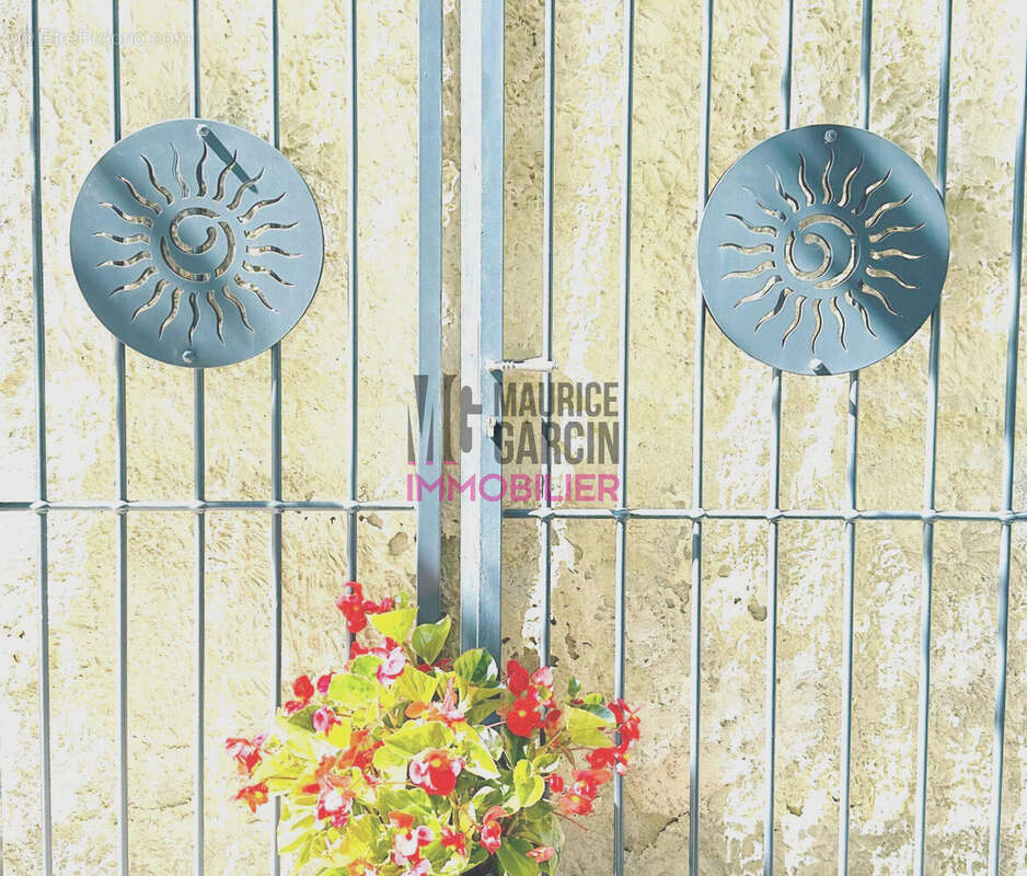 Maison à SARRIANS
