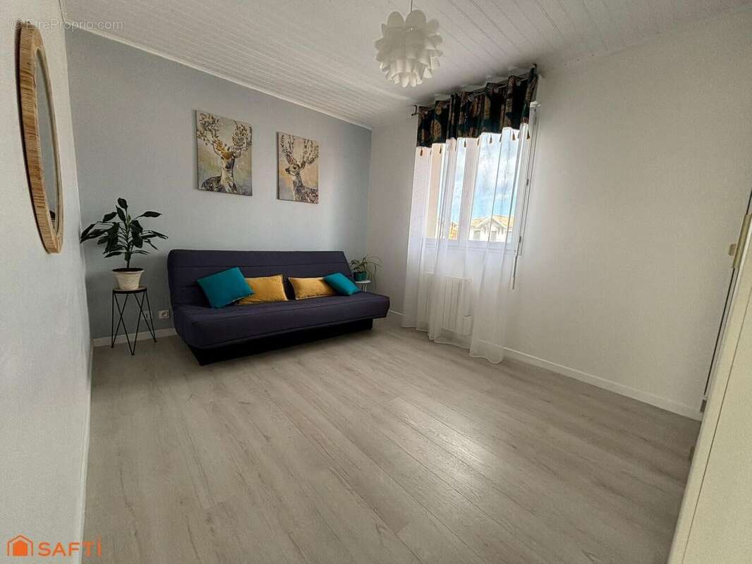 Maison 62 m² à Mios  - photo 4