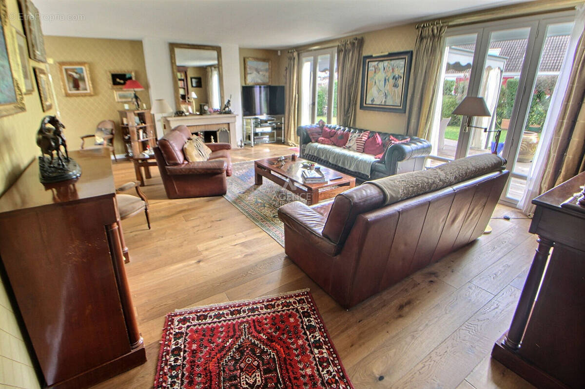 Maison à VERNOUILLET